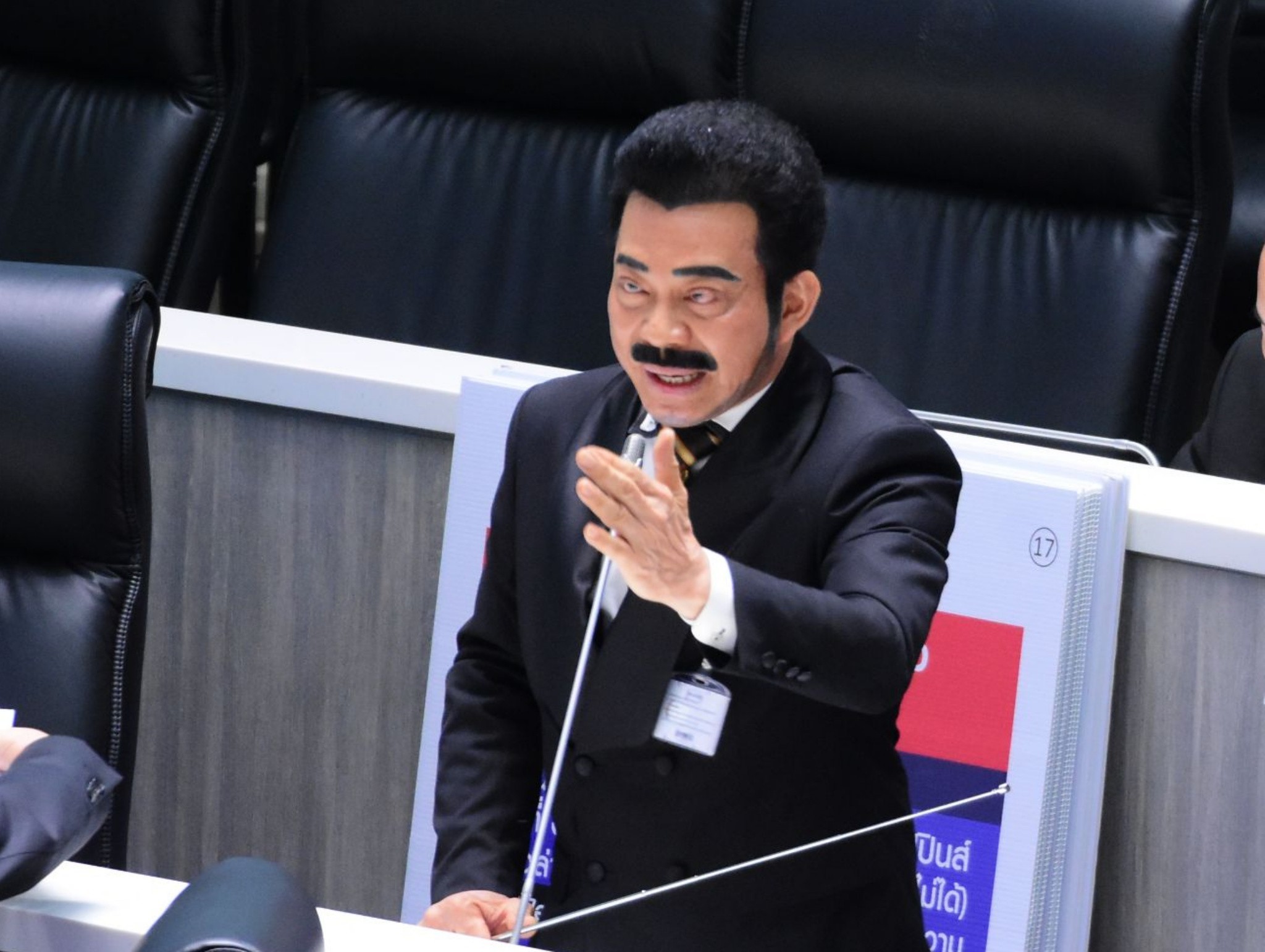   "ศรัณย์วุฒิ"แฉ "ประยุทธ์-ดอน-วิษณุ’ร่วมมือแก้กม.ลดค่าปรับภาษีบุหรี่นอก ทำยาสูบไทยตาย 