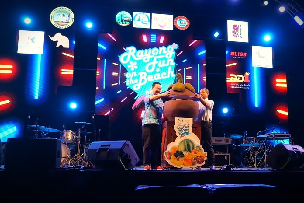 เปิดคอนเสิร์ตริมทะเล "Rayong FUN ON THE BEACH 2022" กระตุ้นท่องเที่ยว หลังคลายล็อคโควิด