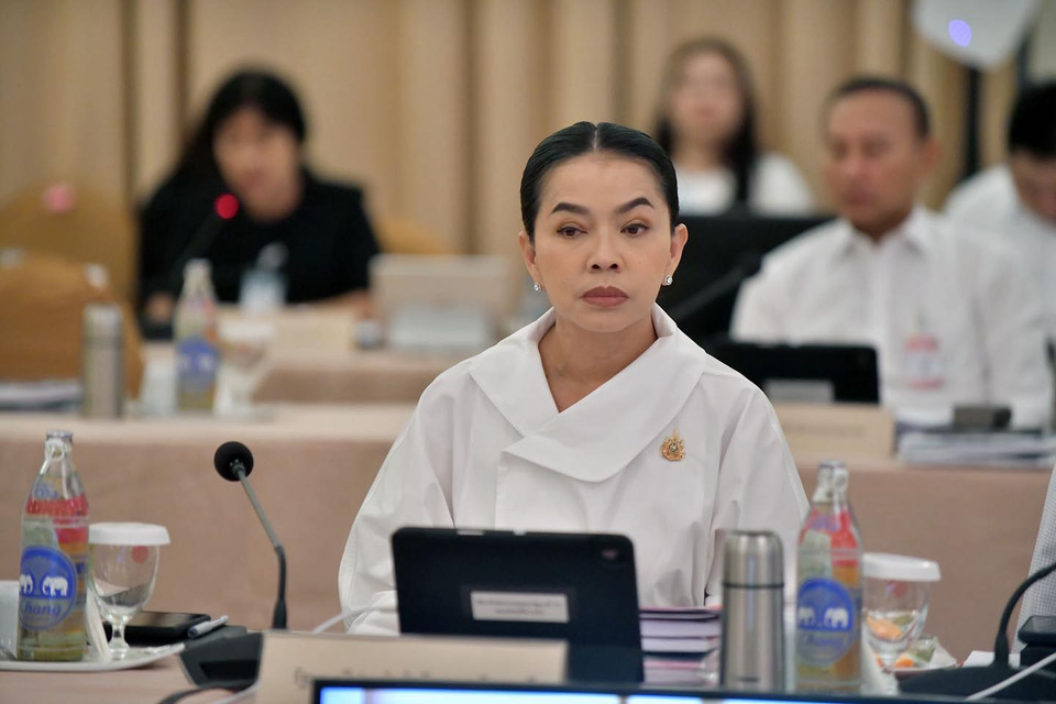 "สุขสมรวย" โต้ถูกโยงเป็น "เจ๊ใหญ่อำนาจเจริญ" ! จัด"ทัวร์สีน้ำเงิน" ต้อนรับ "เสรีพิศุทธ์-ทนายอั๋น" ลุยบุรีรัมย์สอบ "ที่ดินเขากระโดง" 