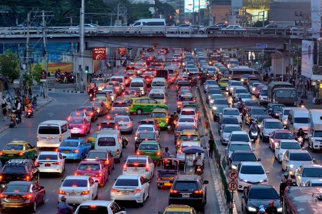 ขนส่งฯเอาจริง! ตัดแต้มใบขับขี่รถสาธารณะ ดีเดย์ 1 ธ.ค.นี้
