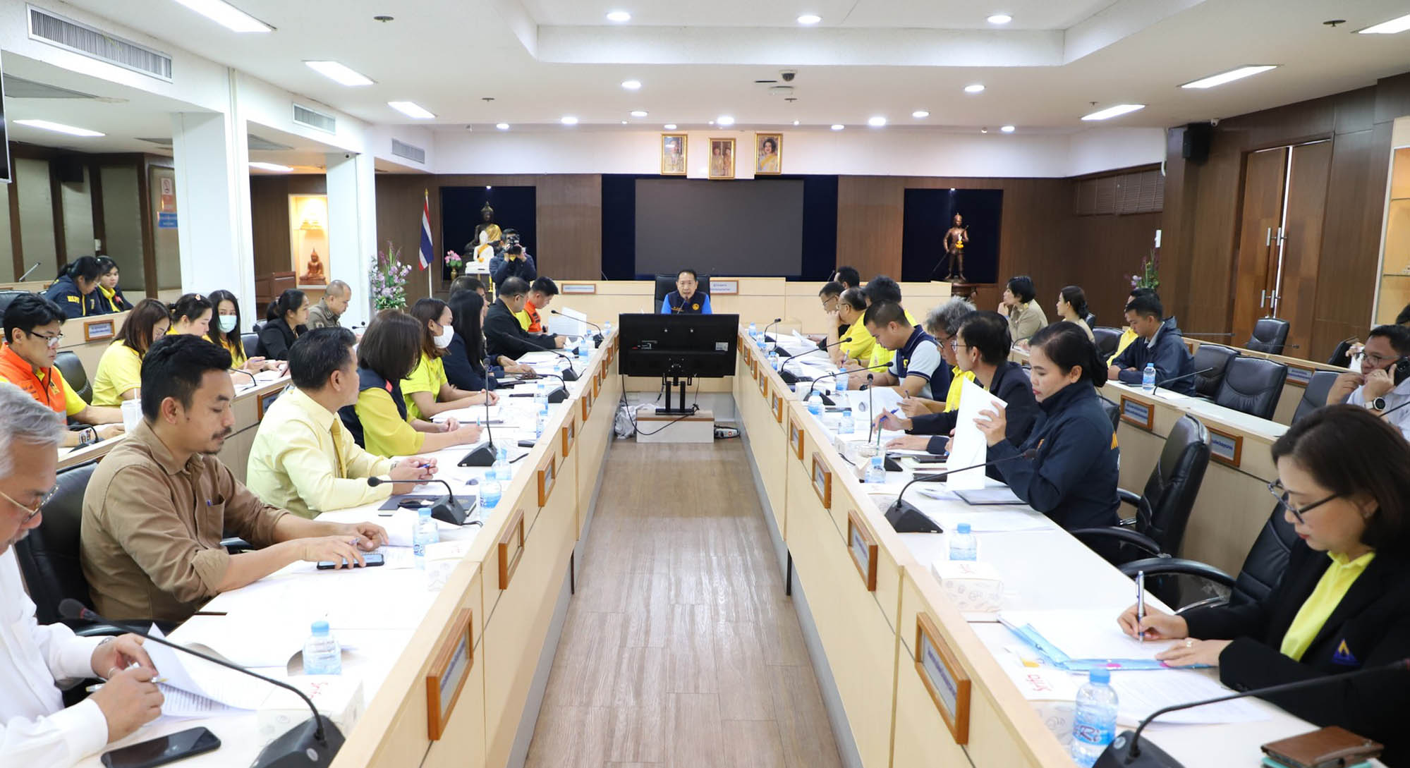 "ผู้ว่าฯมหาชัย"สั่งเร่งเยียวยาเหยื่อเหตุเครน-คานถล่มฯสร้างทางยกระดับพระราม 2 
