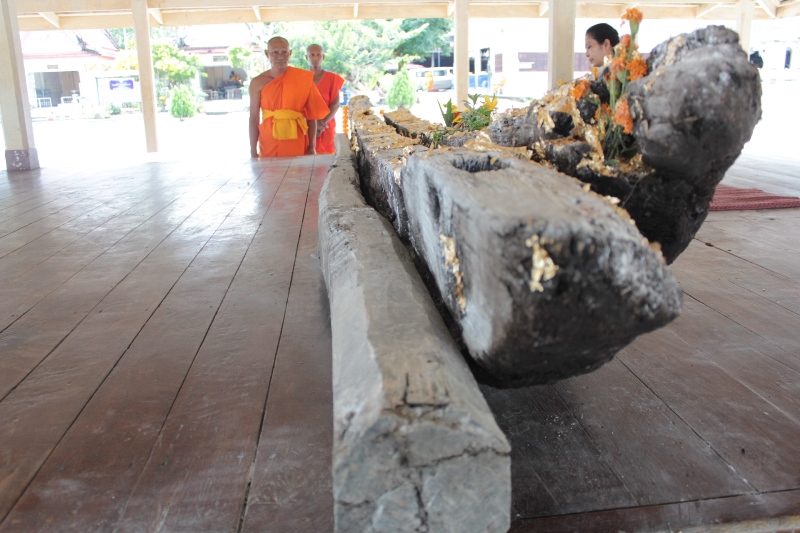 ยะลา!พบไม้เรือพระโบราณต้นตะเคียน อายุ 200 ปี ฝันเห็นชายกำยำ หนวดยาวถึงเข่า