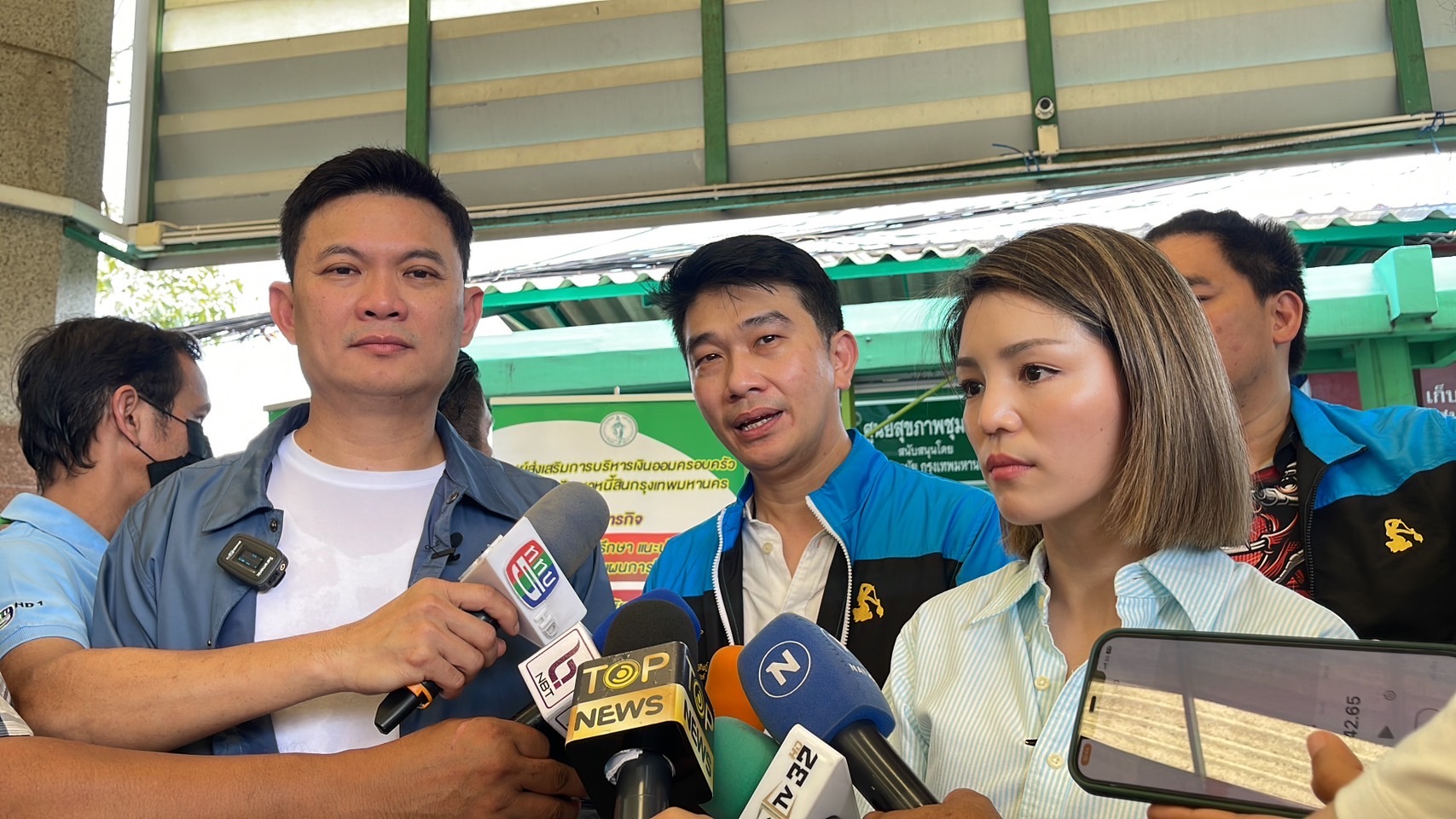 “ปชป.” เผย มีผู้สมัครครบทุกเขต หวัง ผลักดันนโยบายสิ่งแวดล้อม ห่วง กม.อากาศสะอาดค้างสภาฯ วอน ส.ส.อย่าเล่นเกมการเมือง