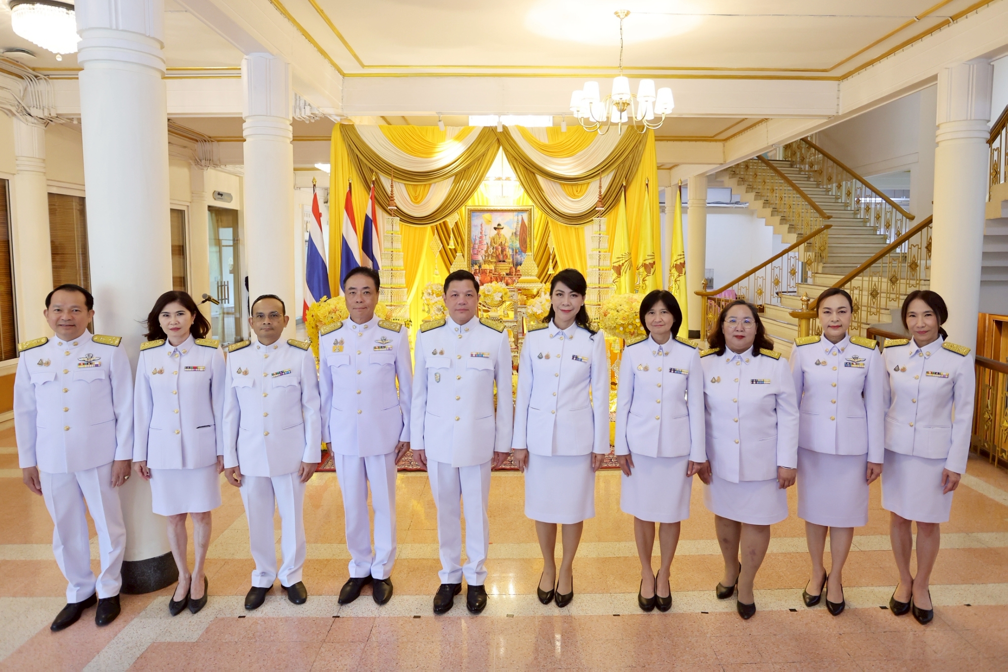 ออมสิน ถวายพระพรชัยมงคล เนื่องในวันฉัตรมงคล 