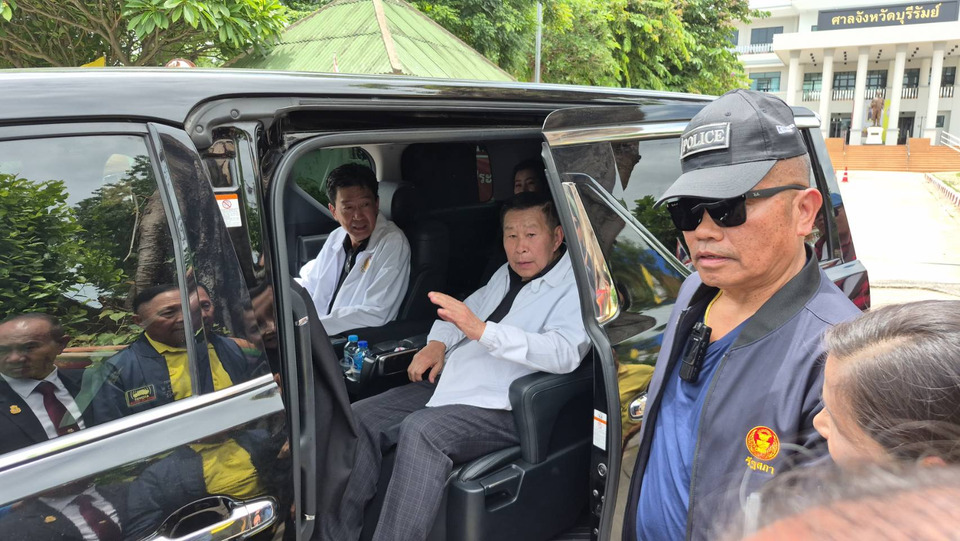 “เสรีพิศุทธ์” ขึ้นศาลบุรีรัมย์ สู้คดี “เนวิน” ฟ้องหมิ่นปมเขากระโดง ลั่นยอมคืนที่ดินพร้อมถอย