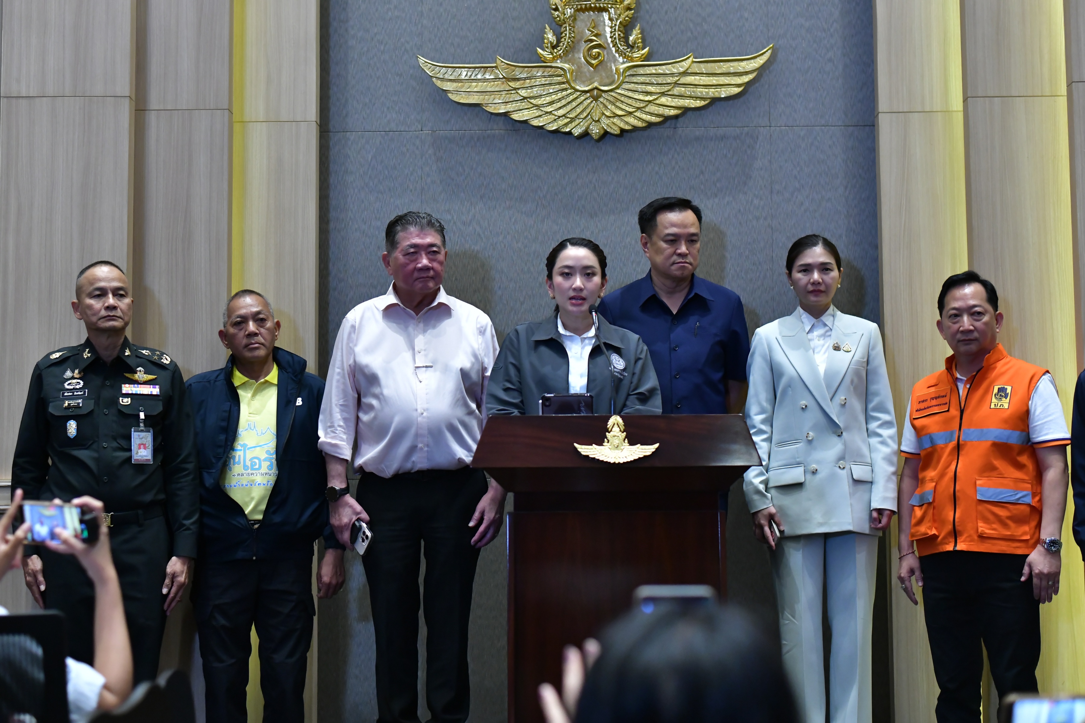 "นายกฯ" แถลงสถานการณ์แผ่นดินไหวคลี่คลายแล้ว ไทยอยู่ต่ำกว่าเส้นอันตราย กลับเข้าที่พักอาศัยได้ เร่งช่วยผู้ติดค้างตึกถล่ม