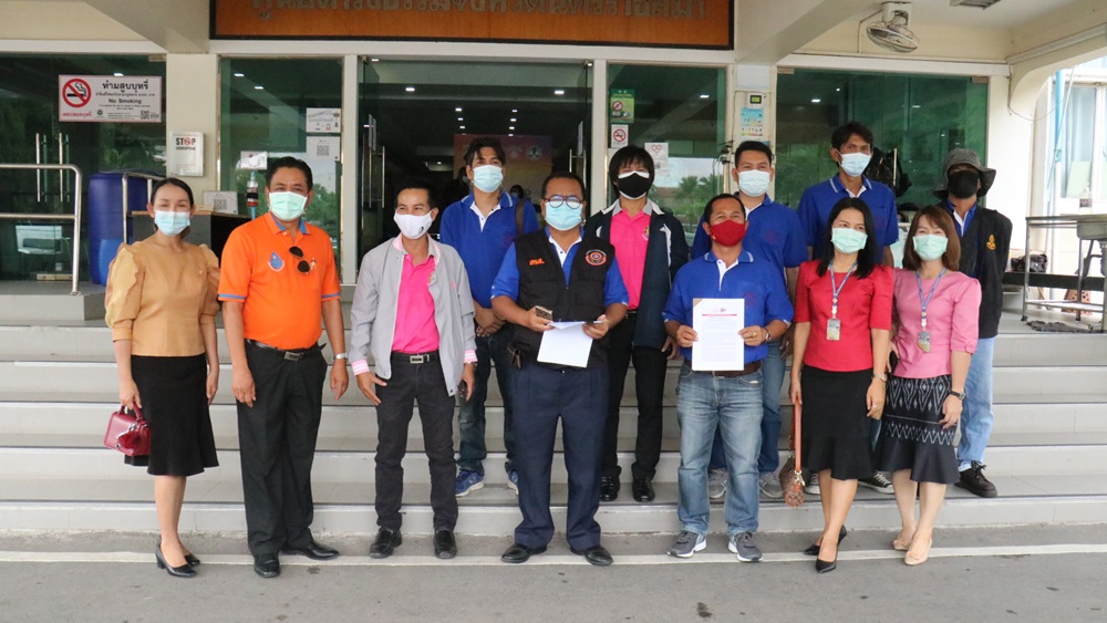 ผู้แทนผู้ใช้แรงงานโคราช ยื่นข้อเรียกร้องถึง ครม. ช่วยเหลือ เยียวยาช่วงวิกฤติโควิด