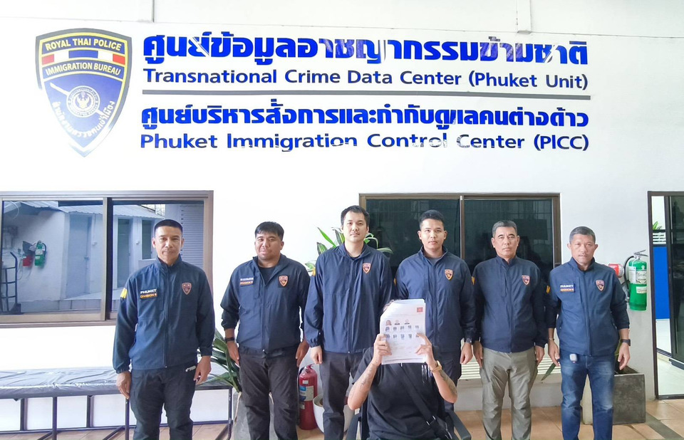 รวบสแกมเมอร์สาวหล่อชาวสวีเดน แก๊ง call center แฝงตัวหลบหนีหมายจับตำรวจสากลในจังหวัดภูเก็ต