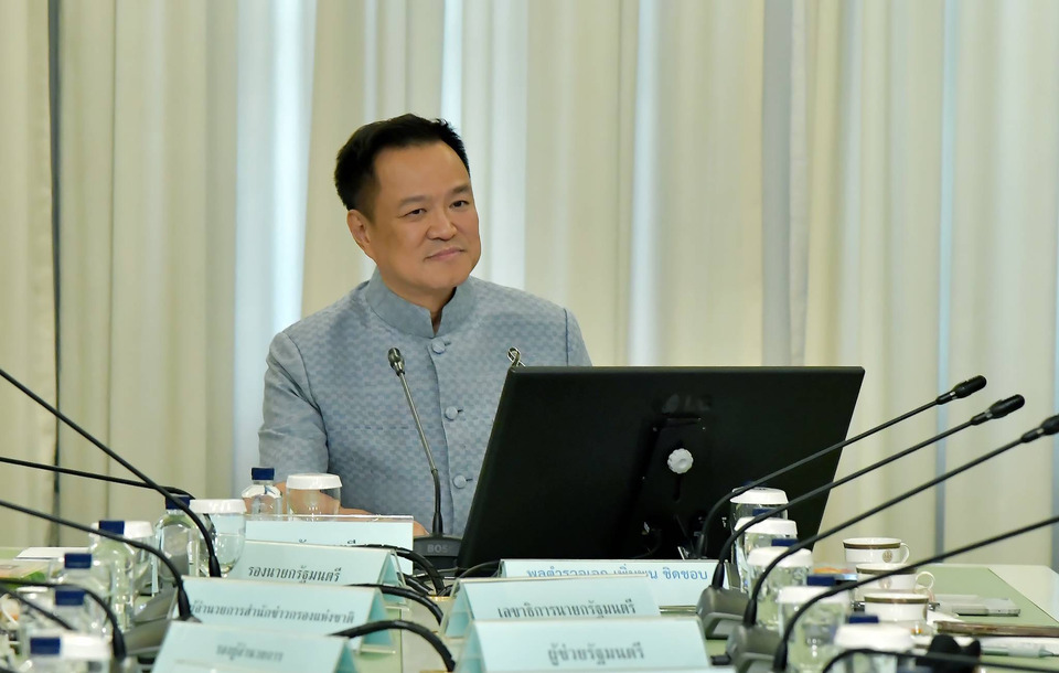 “อนุทิน” ถือเคล็ดติดรูปในทำเนียบนายกฯบนตึกไทย ไม่ต้องรอเป็นอดีตนายกฯ 