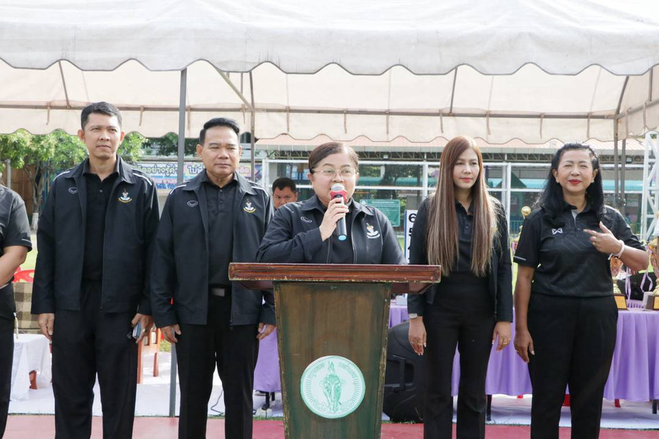 ส่งเสริมความสามัคคีและสัมพันธ์อันดีระหว่าง นักเรียนและครู