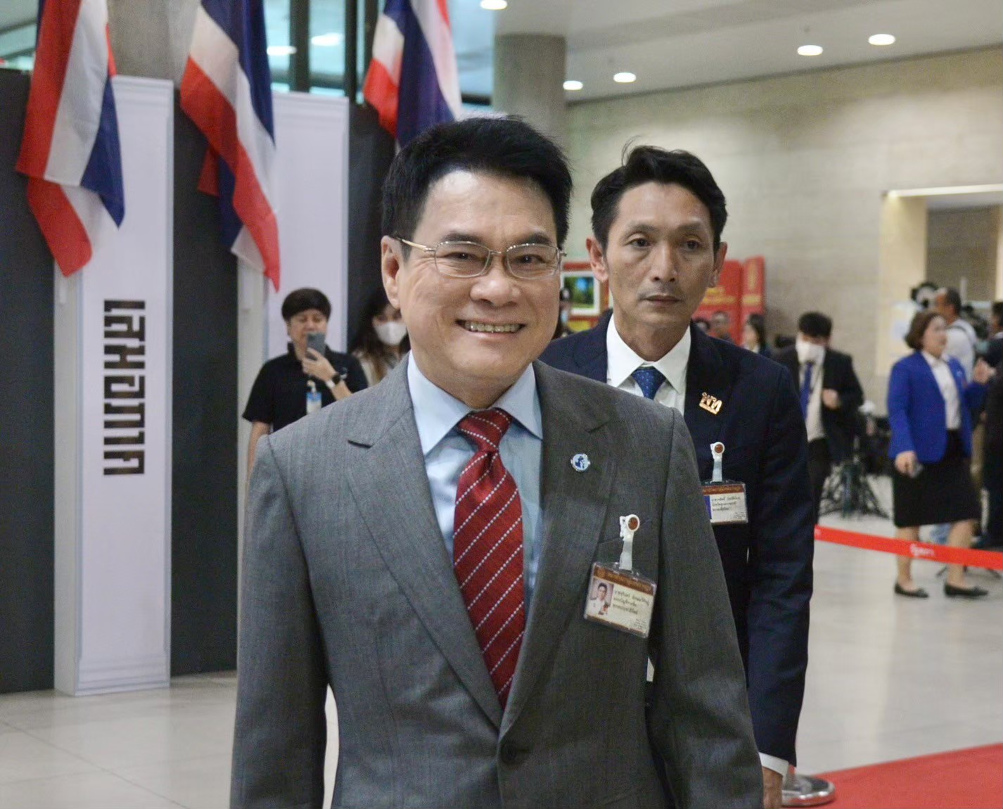 "จุรินทร์" ชี้แก้รธน.ได้ แต่อย่าทำเพื่อตัวเอง จนขาดความชอบธรรม ห่วงเกิดแรงต้านจากปชช.