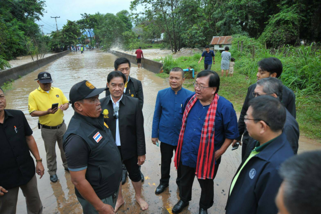"ประภัตร" เดินเครื่อง 7 โครงการสร้างรายได้  เร่งช่วยฟื้นฟูเกษตรกรโคราชหลังน้ำลด
