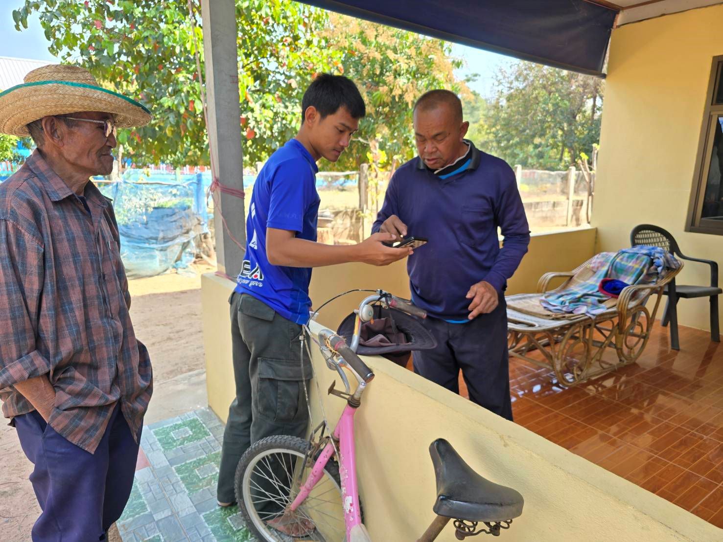 ครอบครัวตัวประกันไทยชาวนาโพธิ์ดีใจที่กลุ่มฮามาสปล่อยตัวลูกชายเผยเตรียมบวชแก้บน