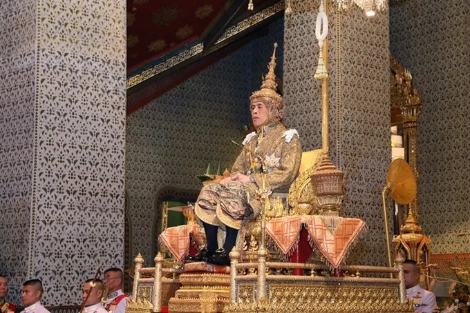 องค์ความรู้ "วันฉัตรมงคล"