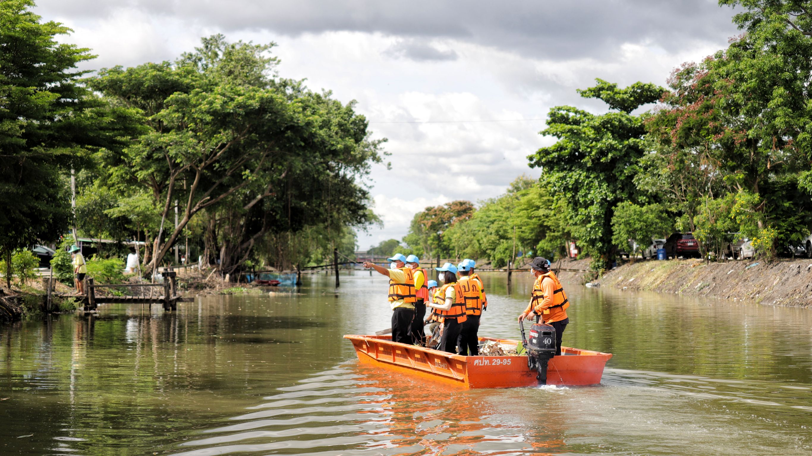 ปทุมธานีจัดกิจกรรมจิตอาสาฟื้นฟูคลองเปรมประชากร อำเภอสามโคก