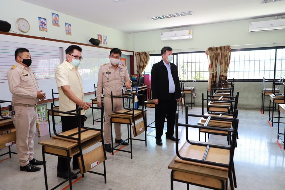 รองผู้ว่าฯปทุมธานี ตรวจเยี่ยมการเตรียมความพร้อมเปิดภาค สถานศึกษาในสังกัดเทศบาลนครรังสิต