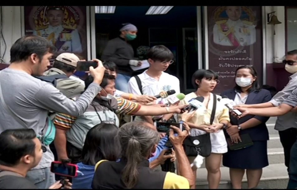 'นักเรียนเลว'ขอพบนักจิตบำบัด หลังอัยการสั่งฟ้อง คดีฝ่าฝืน พรก.ฉุกเฉิน