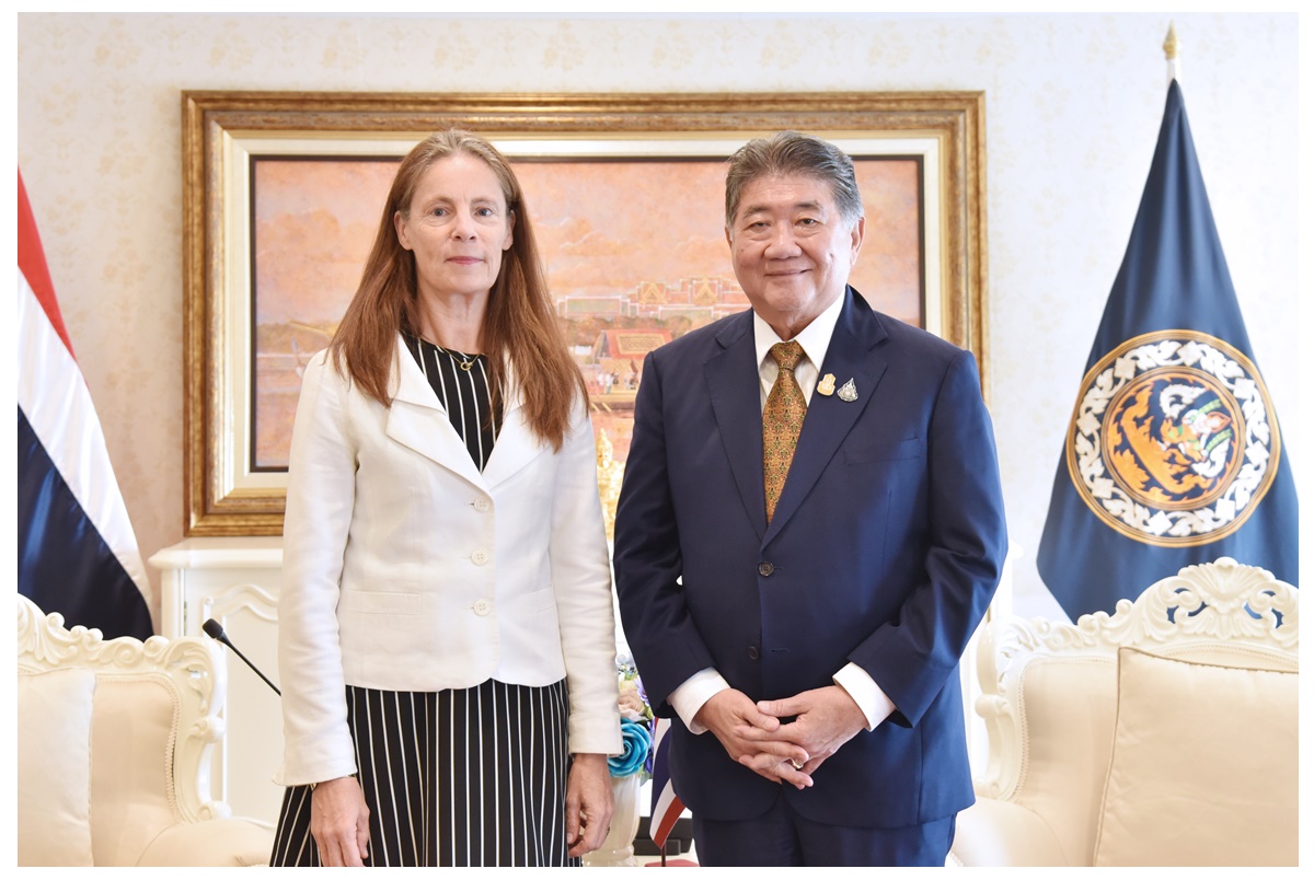 "ภูมิธรรม" หารือทูตสวีเดนชวนนักธุรกิจลงทุนไทย ฐานผลิตอุตฯอนาคต พลังงานสะอาด หนุน  FTA ไทย-EU สร้างมูลค่าการค้าเพิ่ม