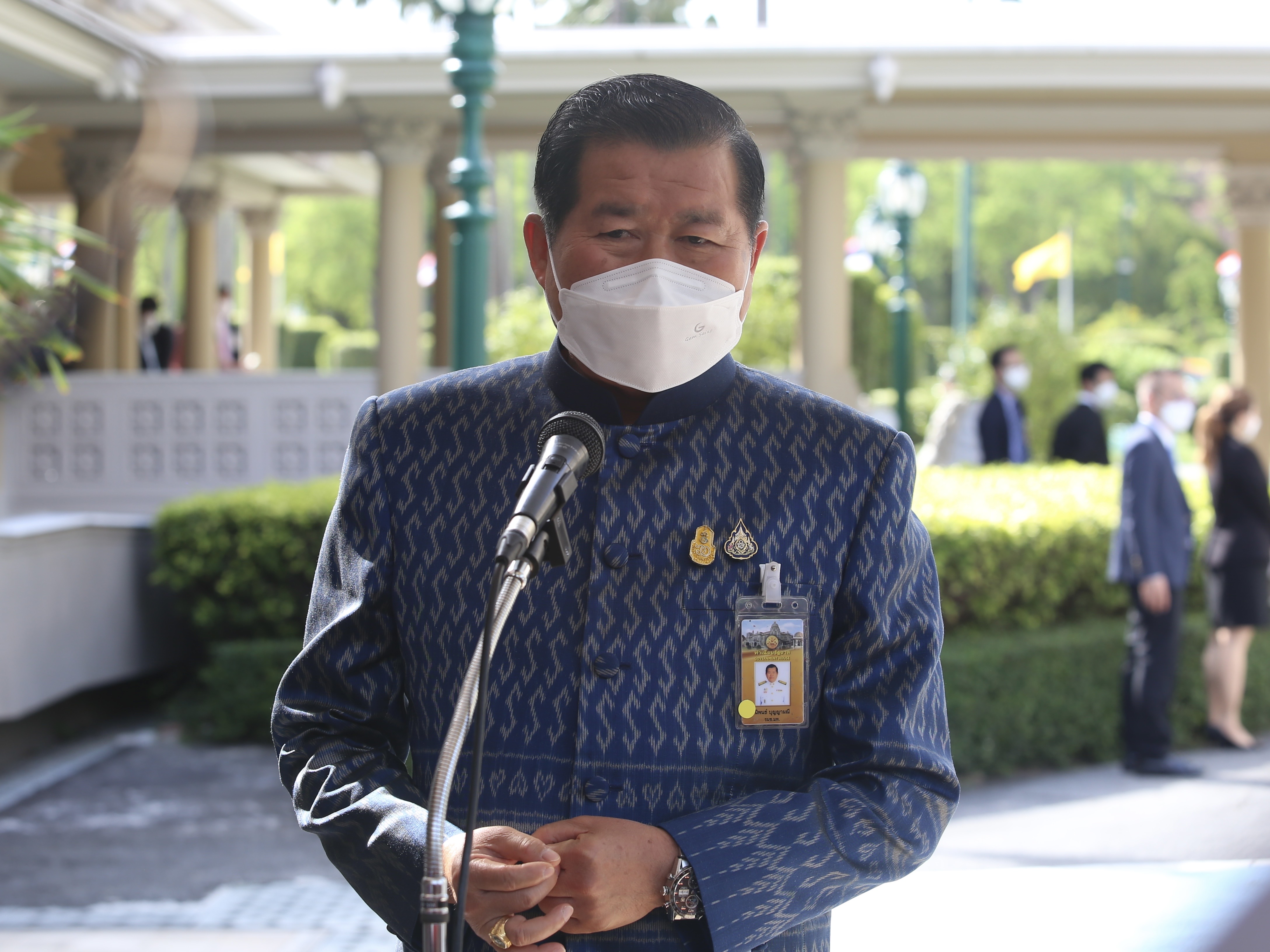 "นิพนธ์" พอใจผลเลือกตั้ง กวาด ส.ก.9 ที่นั่ง เคารพการตัดสินใจของประชาชน ชี้เทียบตัวเลข "ประชาธิปัตย์" ได้เสียงมากขึ้น