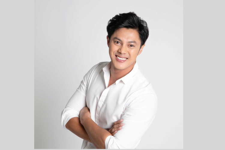 "แมน การิน" ไขข้อสงสัย ถวายน้ำพระถวายน้ำเทพต้องเปิดฝาไหม?