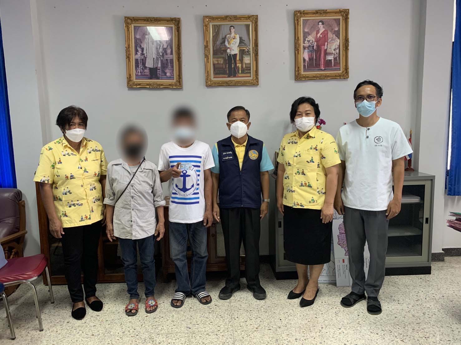 พม.อ่างทองช่วยเหลือคนพิการทางการได้ยินและสื่อความหมาย  ไม่มีบัตรประจำตัวประชาชน 