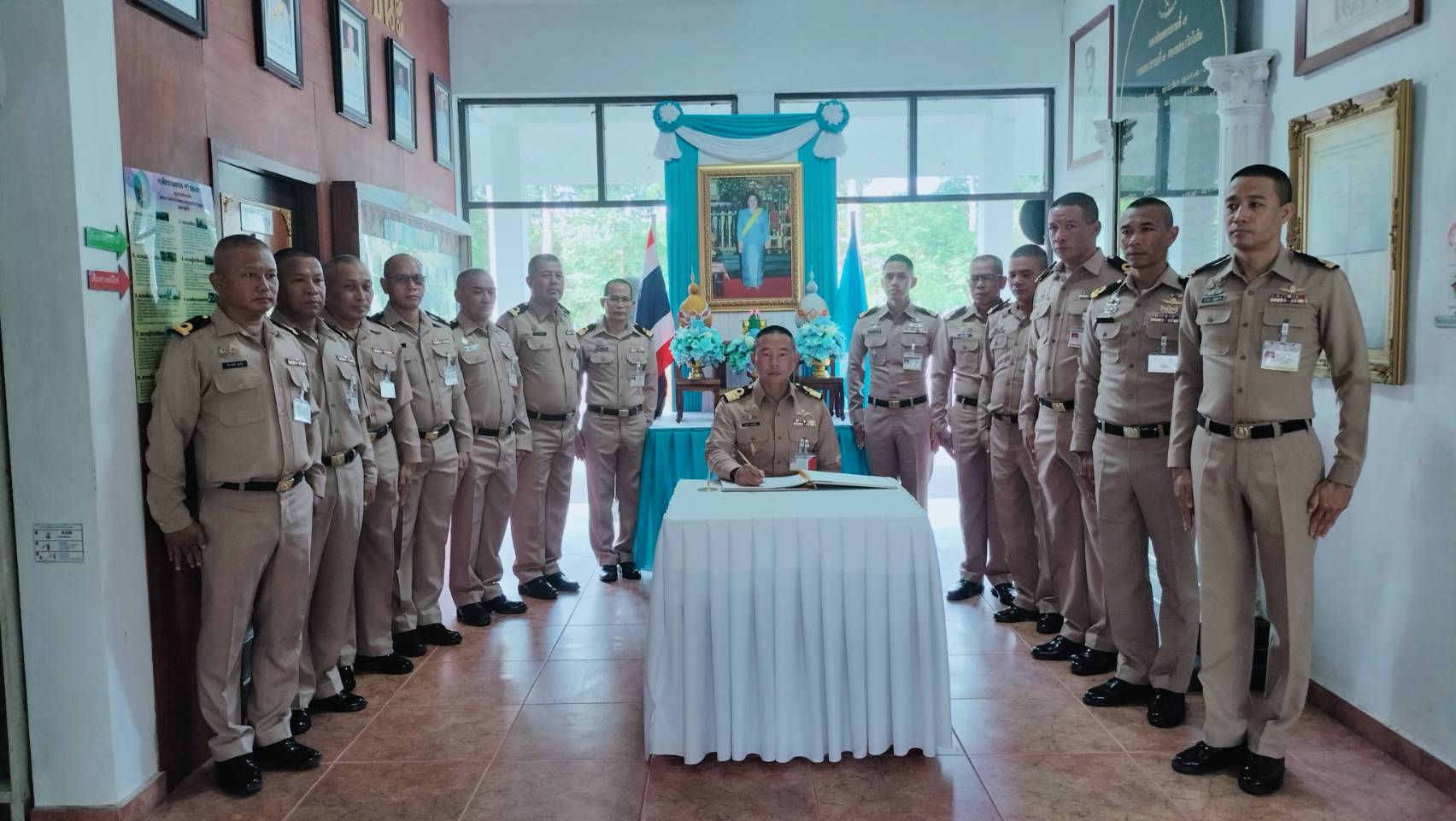 ผบ.พัน ร.7 กรม.ร.3 พล.นย.นำกำลังพลในสังกัด ร่วมลงนามถวายพระพรชัยมงคล 12 สิงหาคม 