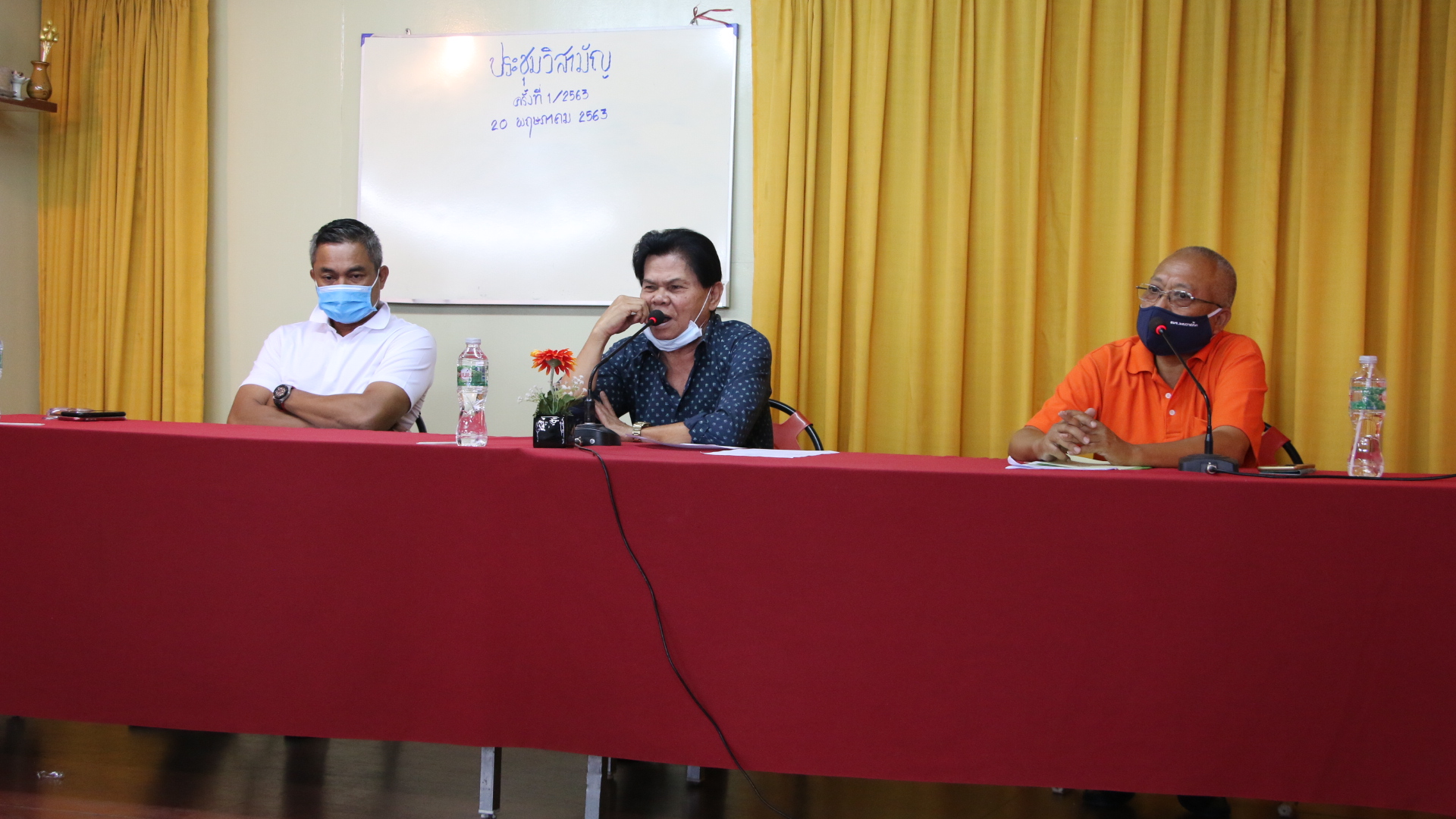 ไม่ลงตัว! ประชุมวิสามัญสมาคมม้าแข่งโคราชถกเครียดวาระฉีดวัคซีนกาฬโรคแอฟริกาในม้า
