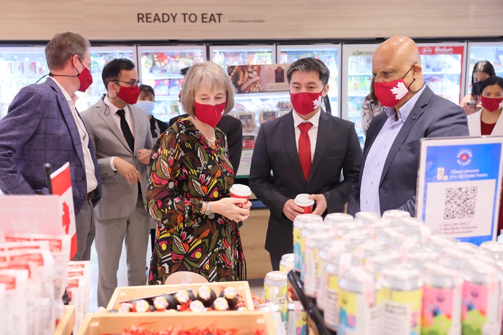 ทูตแคนาดา ร่วมชมงาน “TASTE OF CANADA” พร้อมชวนคนไทยสัมผัสความอร่อยส่งตรงจากประเทศ