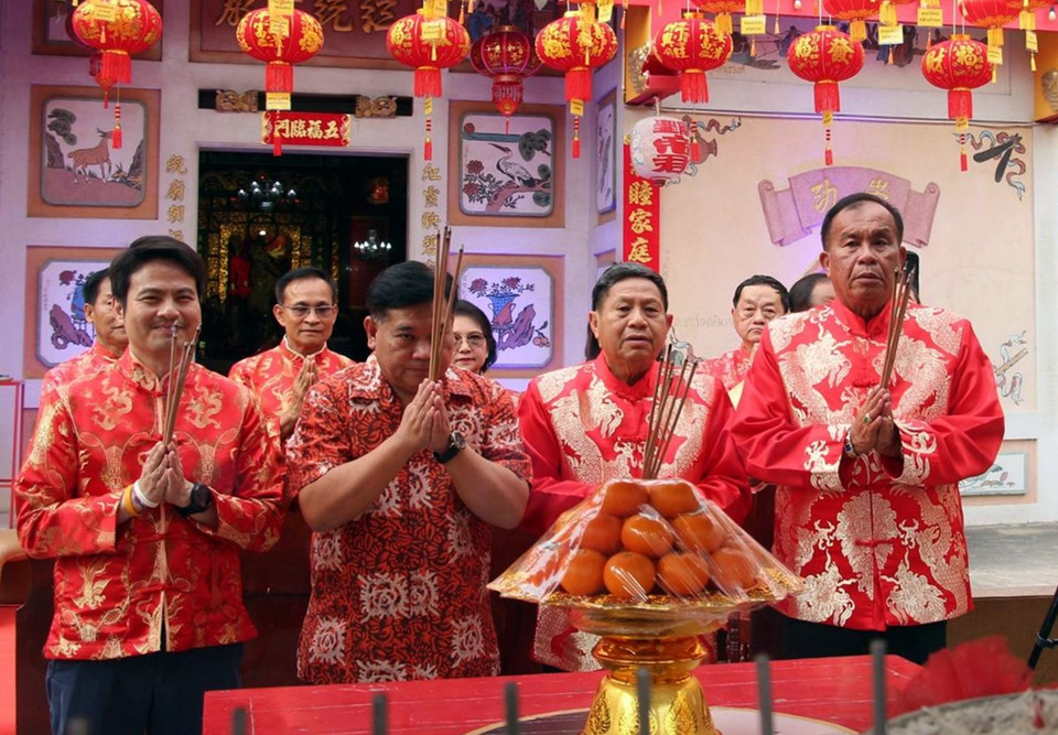 ชวนลูกหลานมังกรร่วม “เทศกาลตรุษจีนเมืองอ่างทอง” เสริมสิริมงคล–กระตุ้นท่องเที่ยว