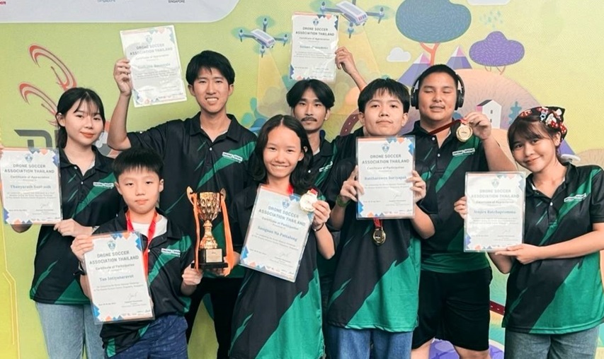โอกาสครั้งยิ่งใหญ่กับการประชันความสามารถใน'Microsoft Flight Simulator' และ 'Drone Swarming Competition'  