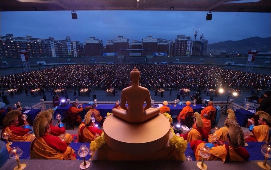 วัดพระธรรมกายส่งพระธรรมทูตสานสัมพันธ์ชาวพุทธนานาชาติร่วมงานวันวิสาขบูชา 